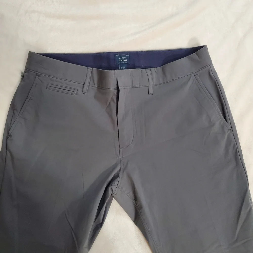 J. Crew Tech Pant 484 Slim Size 34x30. Gray Color.  SKU# A-64